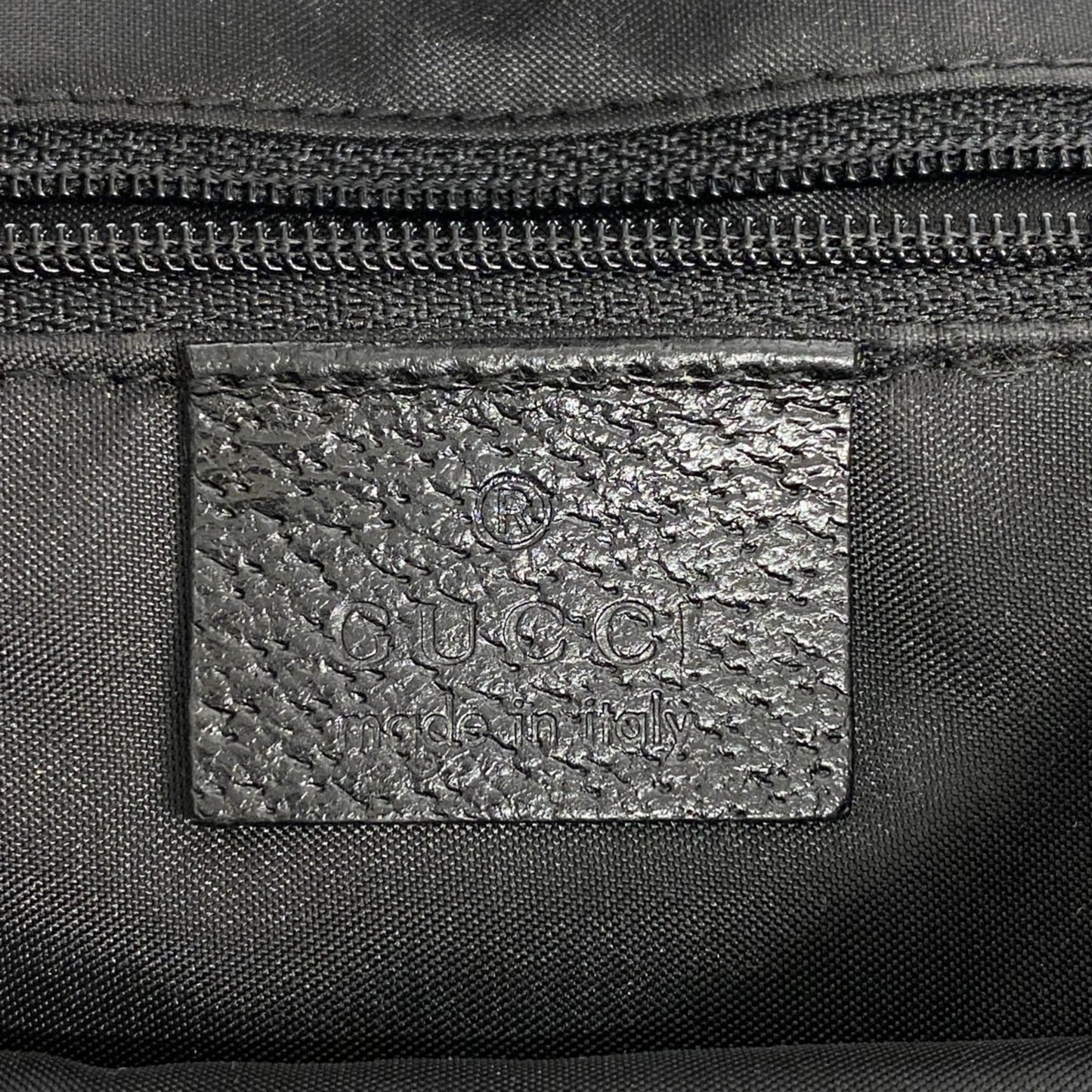 Gucci Black Nylon Shoulder Bag ( )