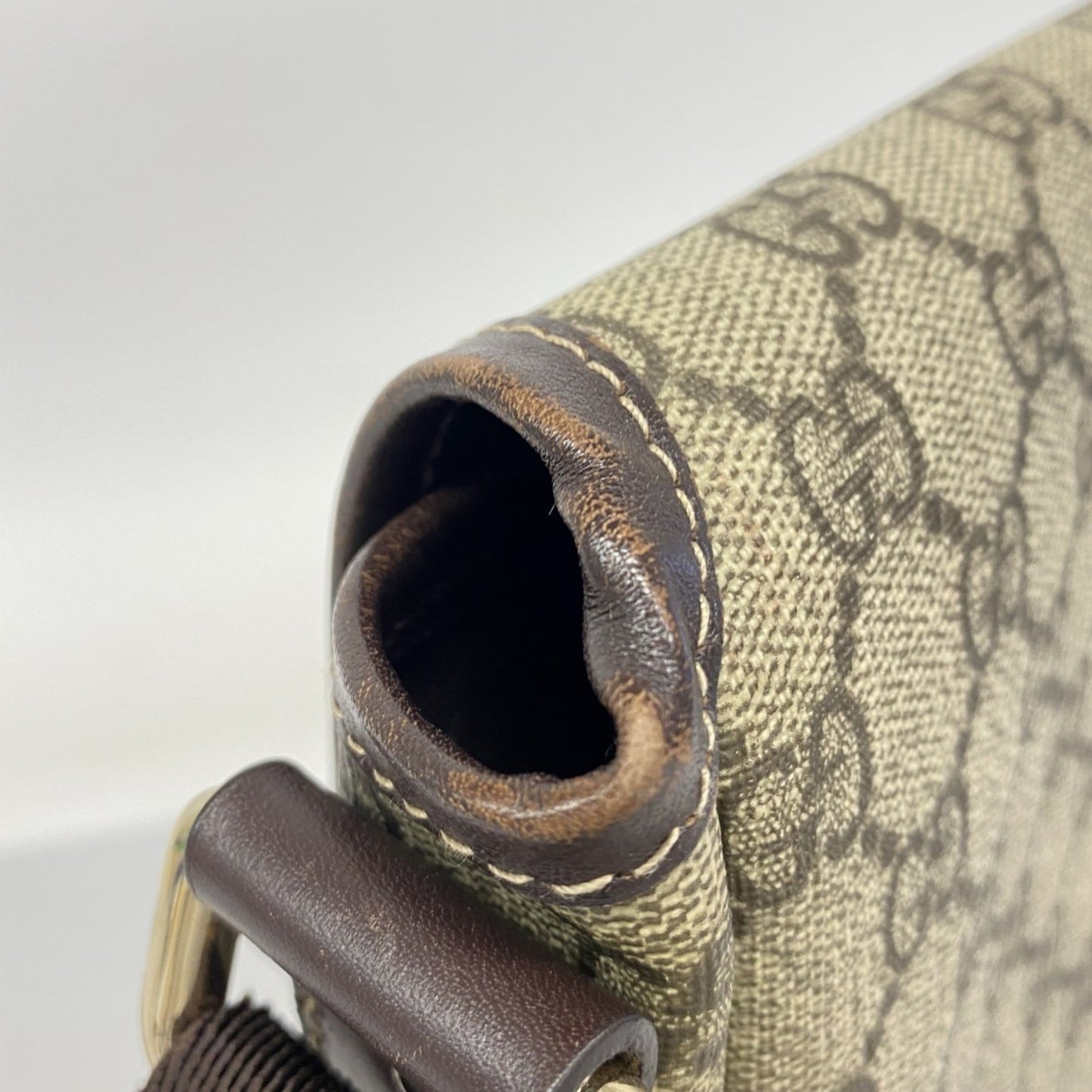 Gucci Beige Brown Pvc Shoulder Bag ( )