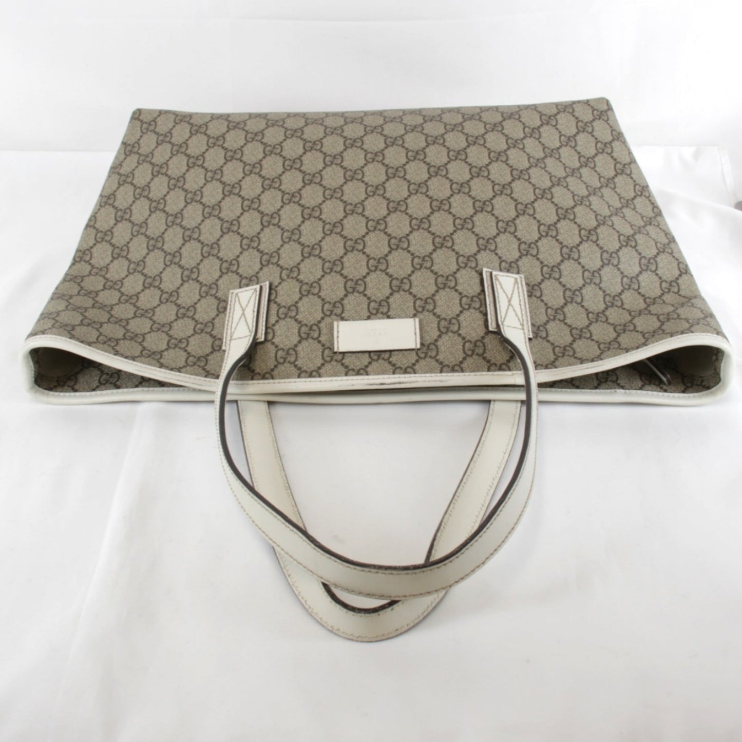 Gucci Brown Gg Supreme Tote Bag ( )