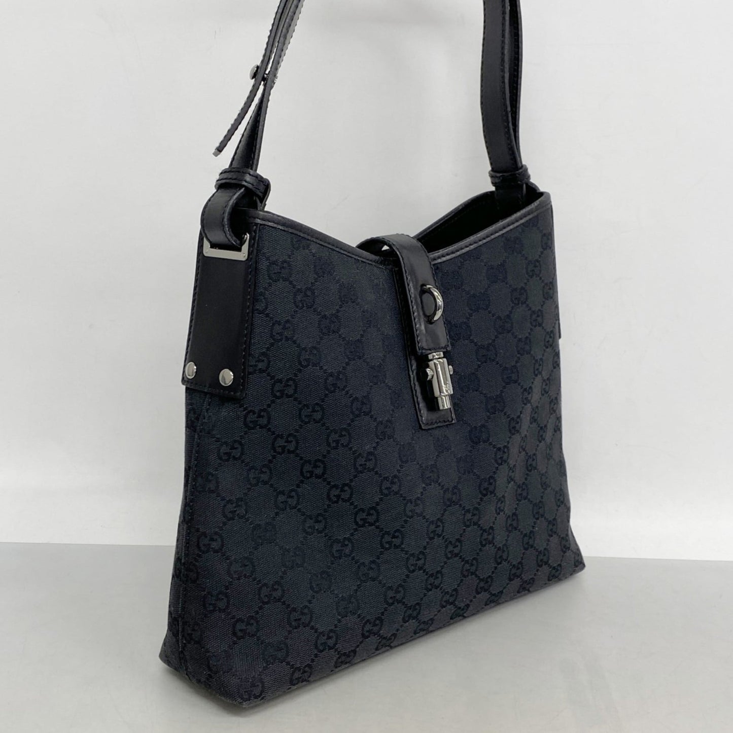 Gucci Black Gg Canvas Shoulder Bag ( )