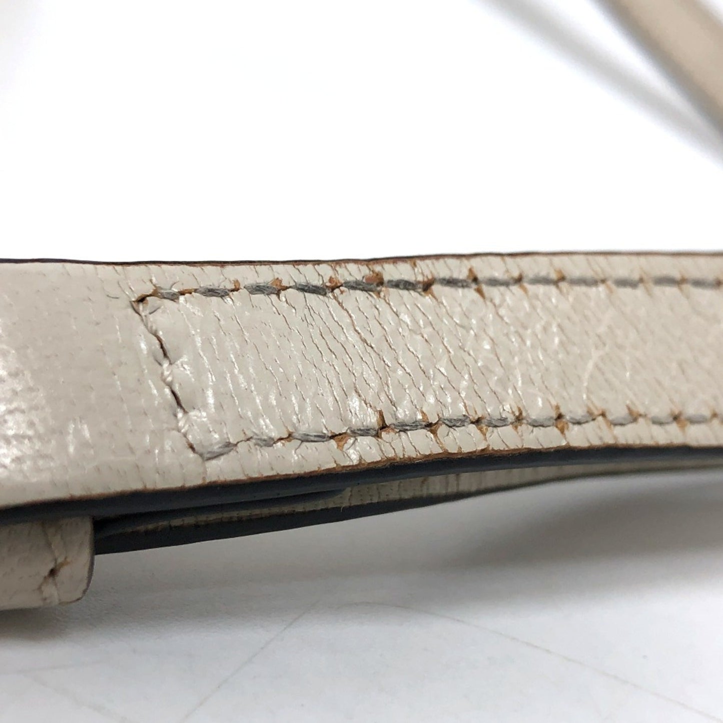 Gucci White Leather Shoulder Bag ( )