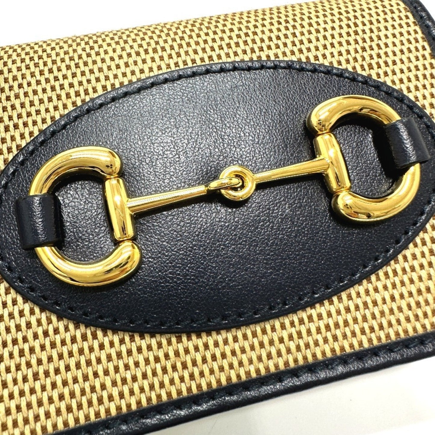 Gucci Beige Canvas Leather Wallet (Tri-Fold) ( )