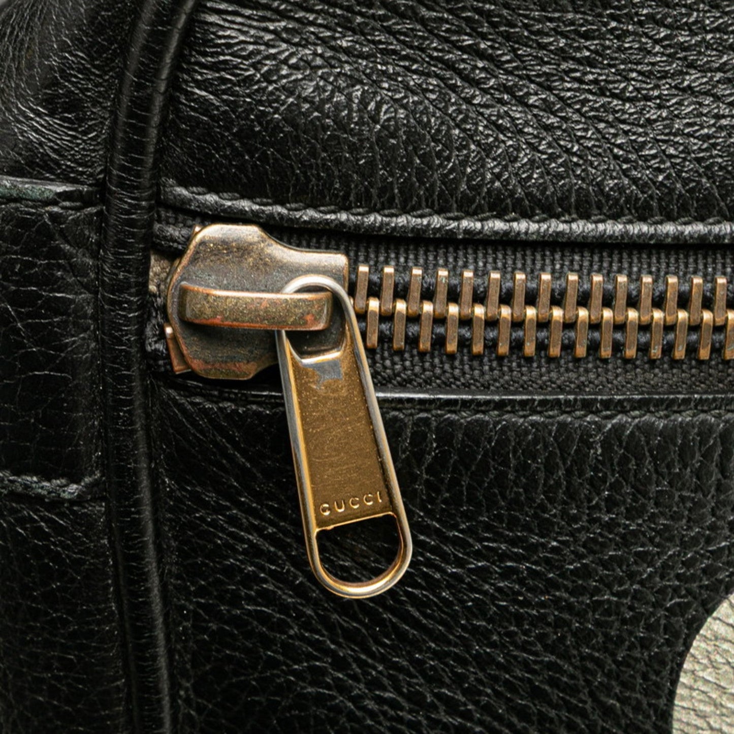 Gucci Black Leather Shoulder Bag ( )