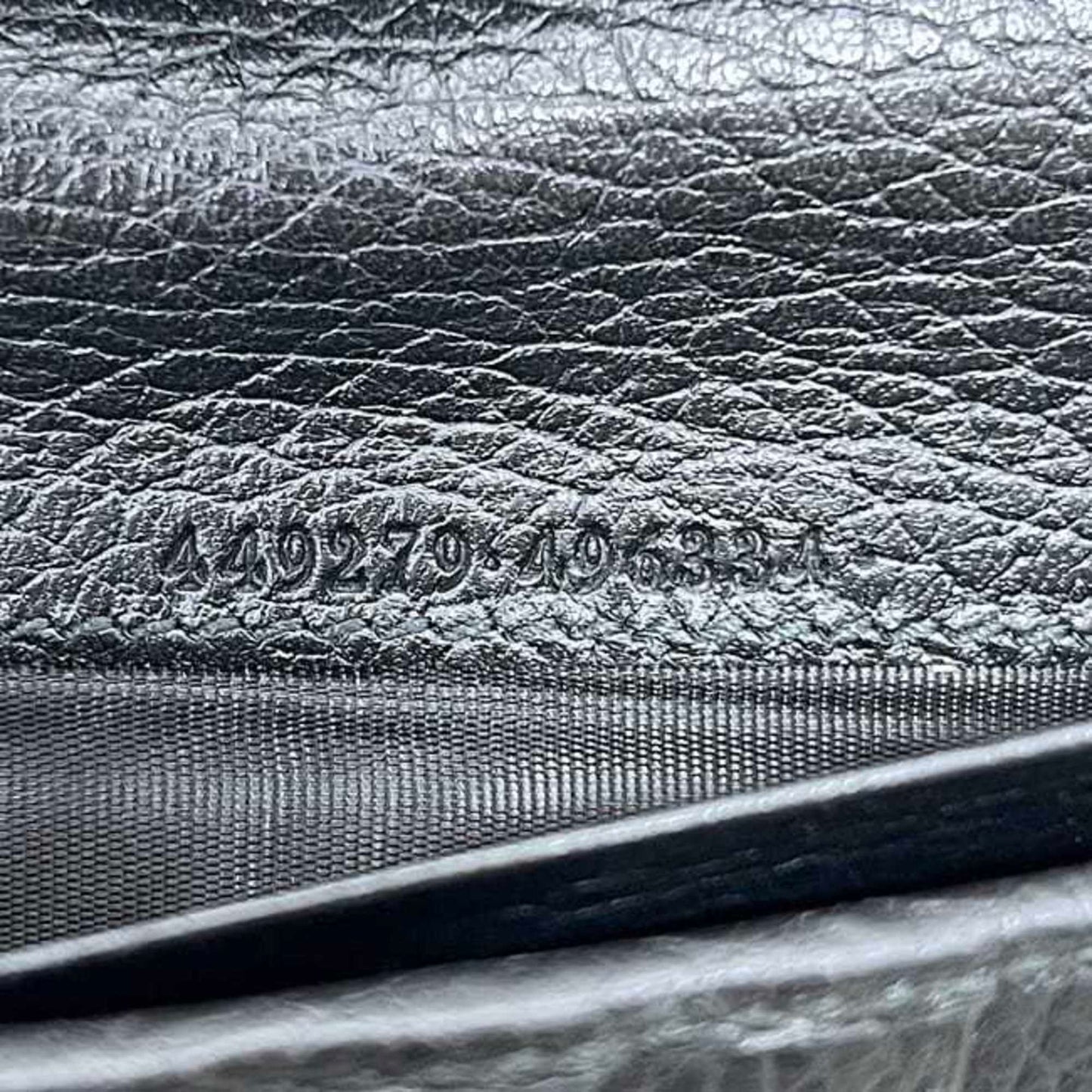 Gucci Black Leather Long Wallet (Bi-Fold) ( )