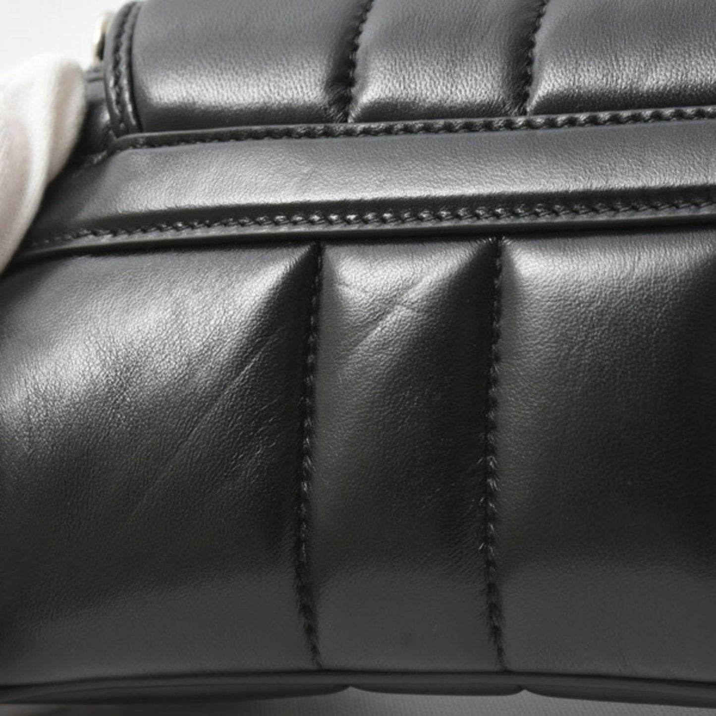 Gucci Black Leather Shoulder Bag ( )