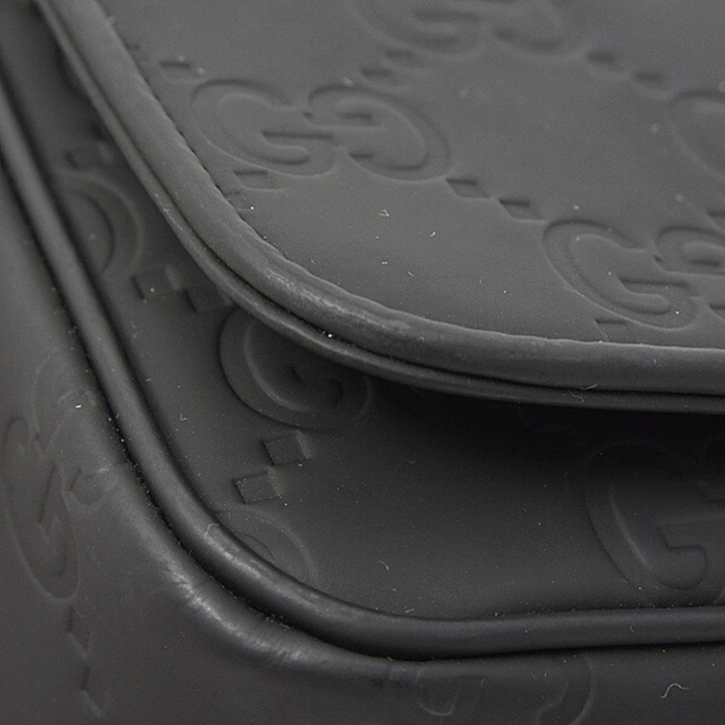 Gucci Black Rubber Shoulder Bag ( )