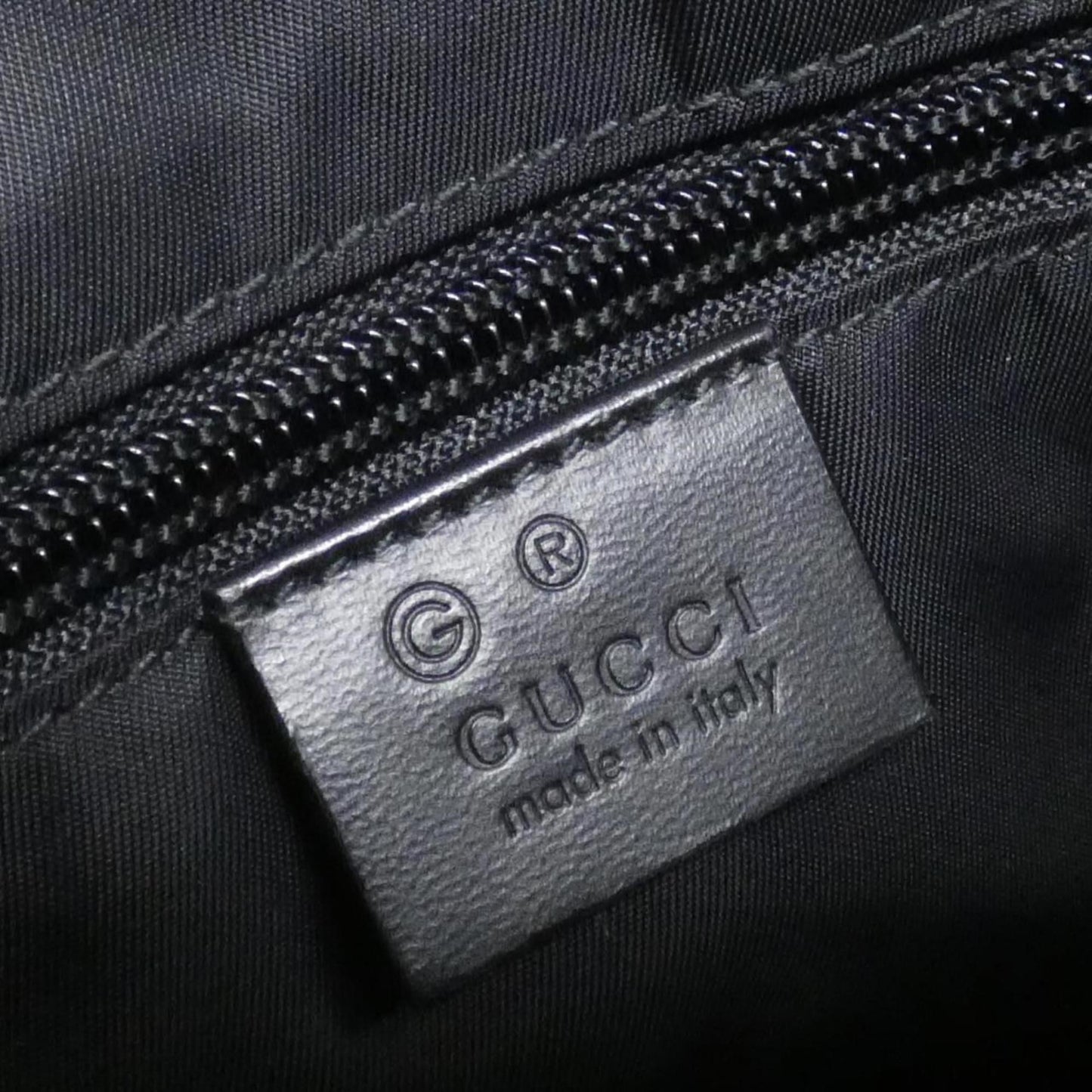 Gucci Black Canvas Shoulder Bag ( )