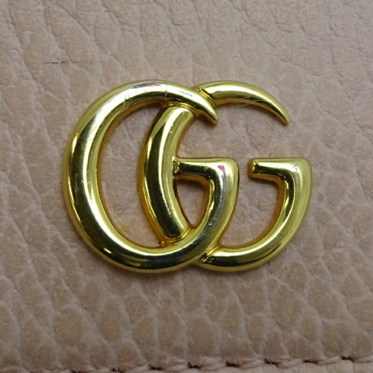 Gucci Pink Leather Wallet (Tri-Fold) ( )
