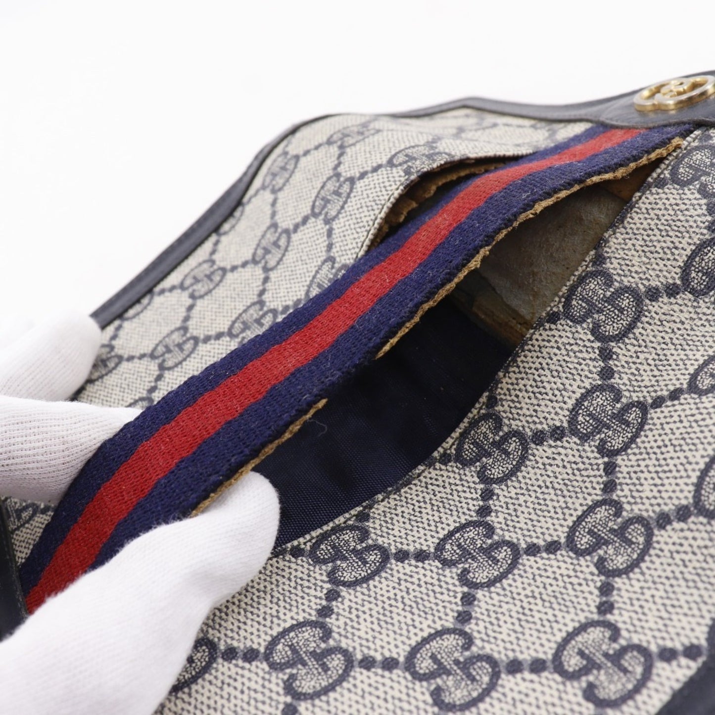 Gucci Navy Gg Supreme Pouch ( )