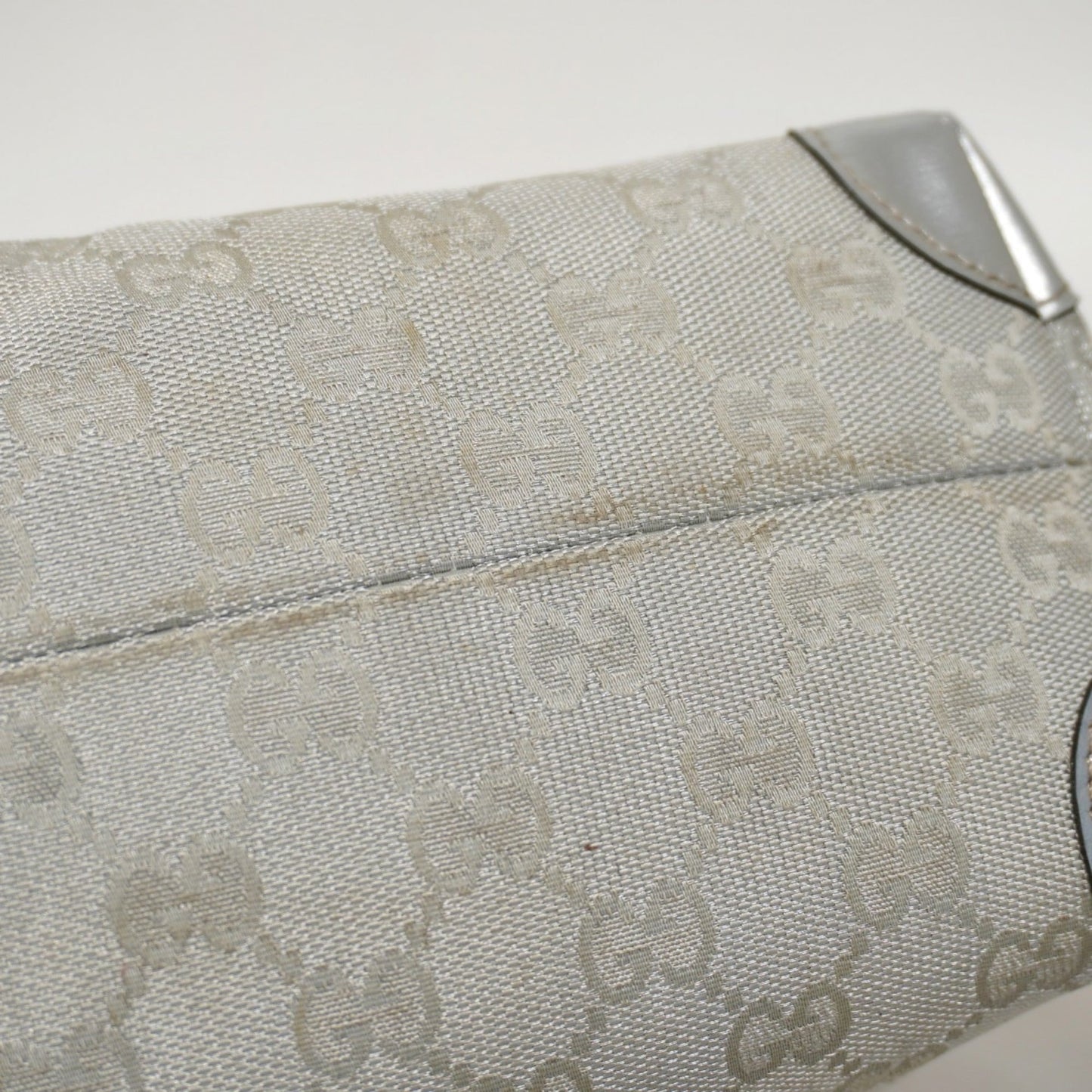 Gucci Silver Canvas Tote Bag ( )