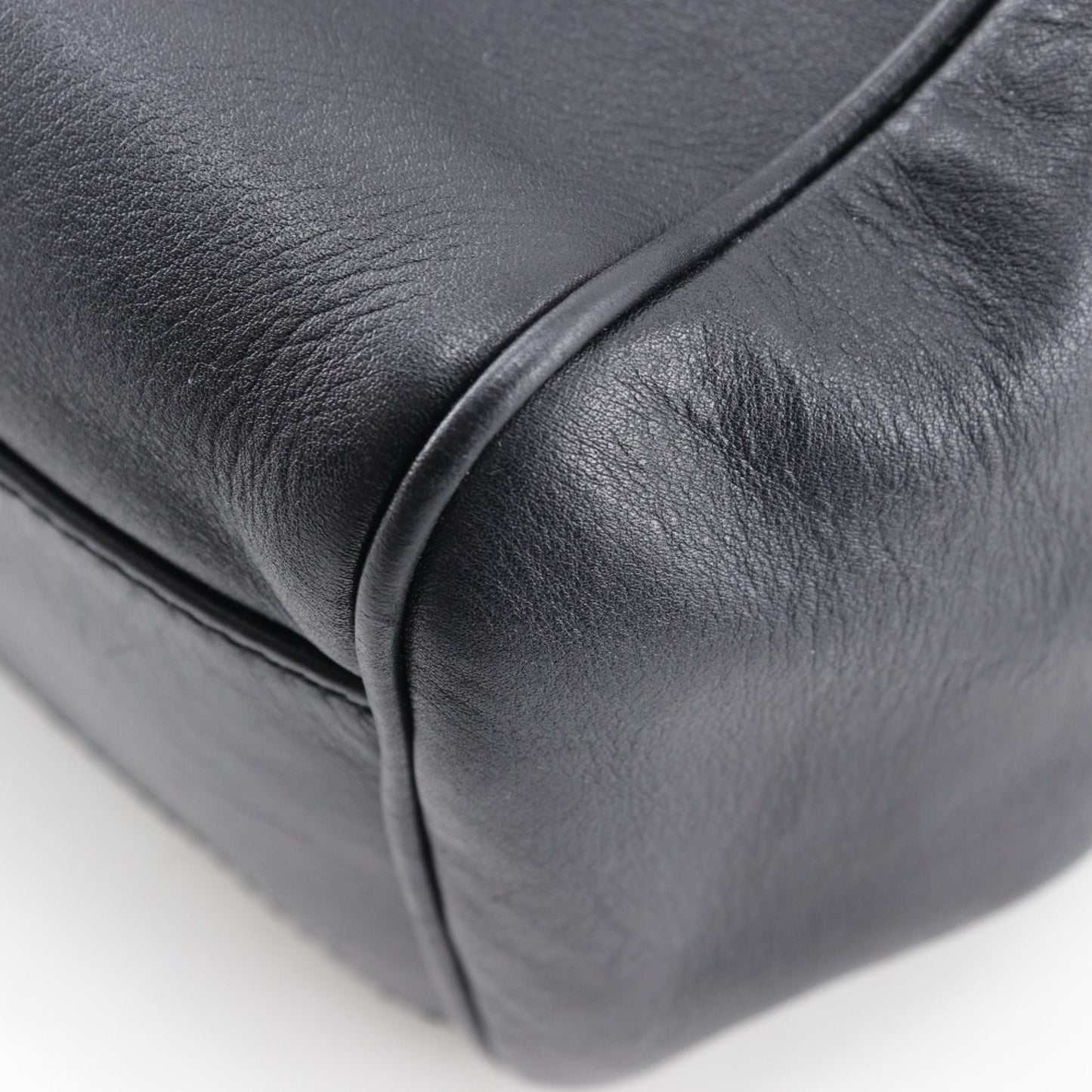 Gucci Black Leather Backpack ( )