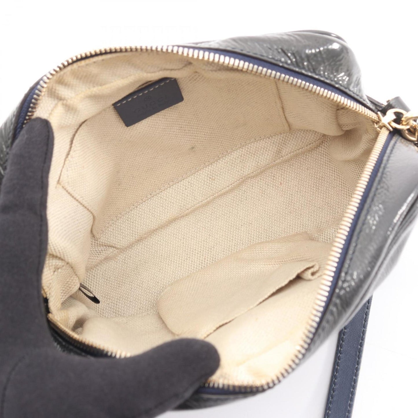 Gucci Navy Patent Leather Shoulder Bag ( )