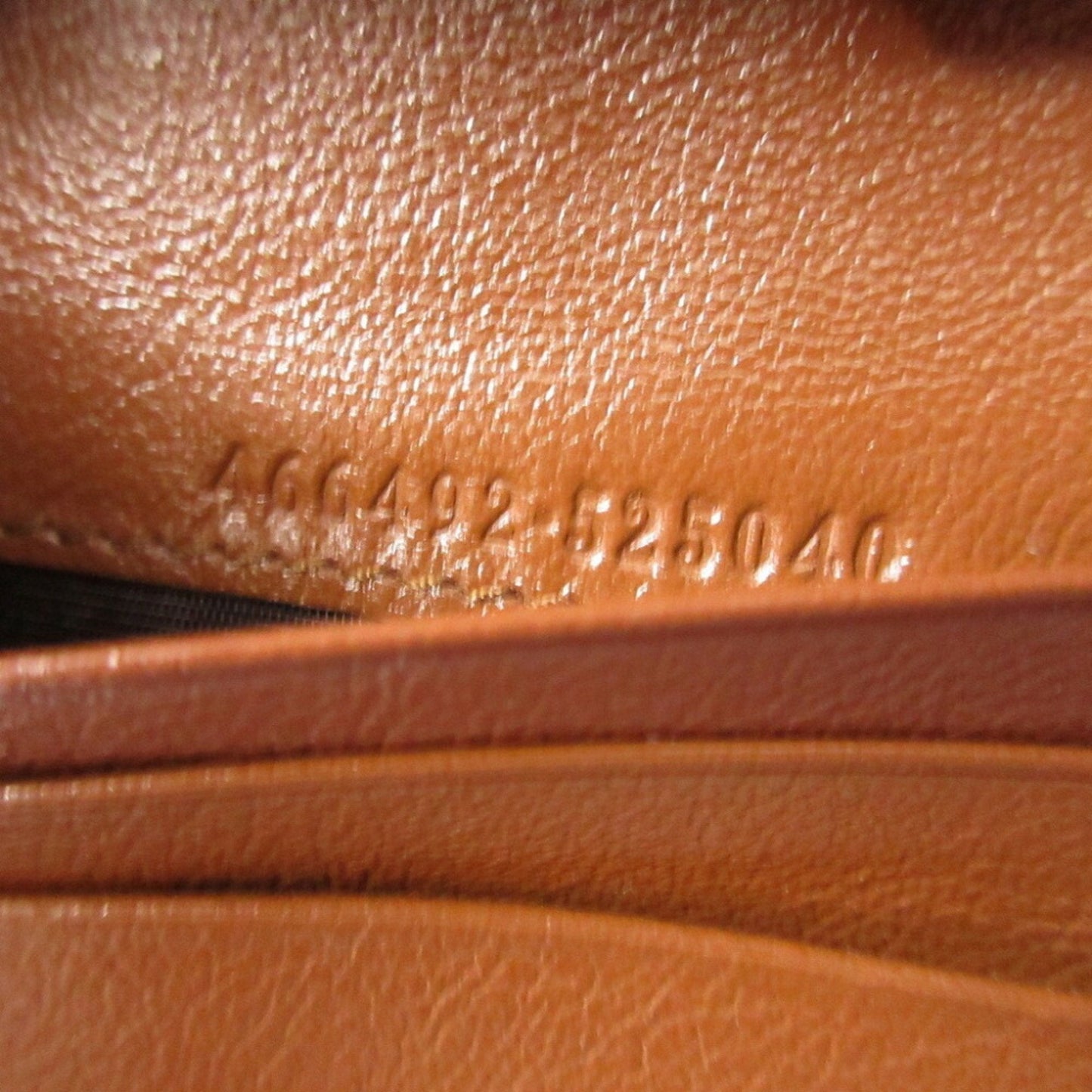 Gucci Brown Leather Coin Purse/Coin Case ( )
