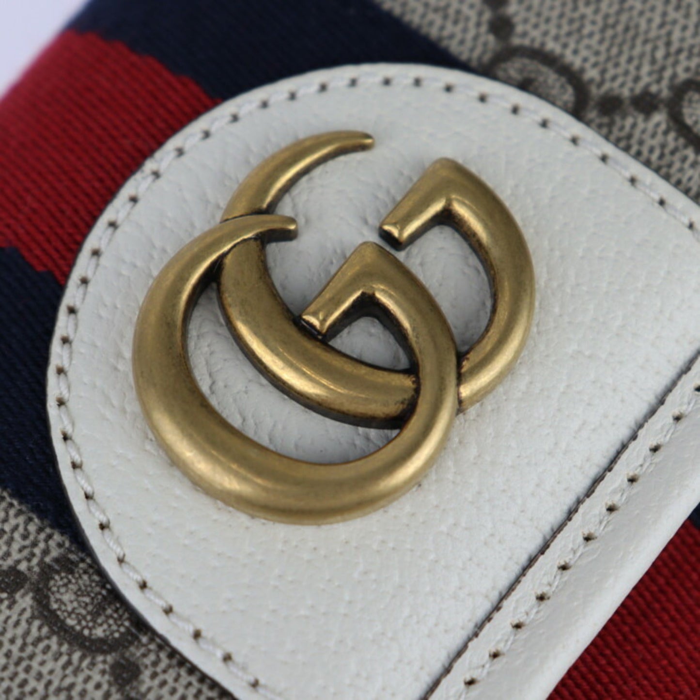 Gucci Beige White Gg Supreme Leather Fanny Pack ( )