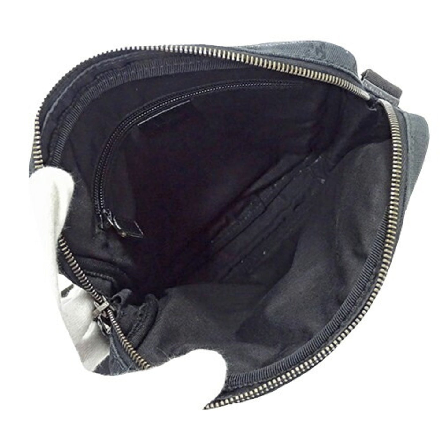 Gucci Black Gg Canvas Shoulder Bag ( )