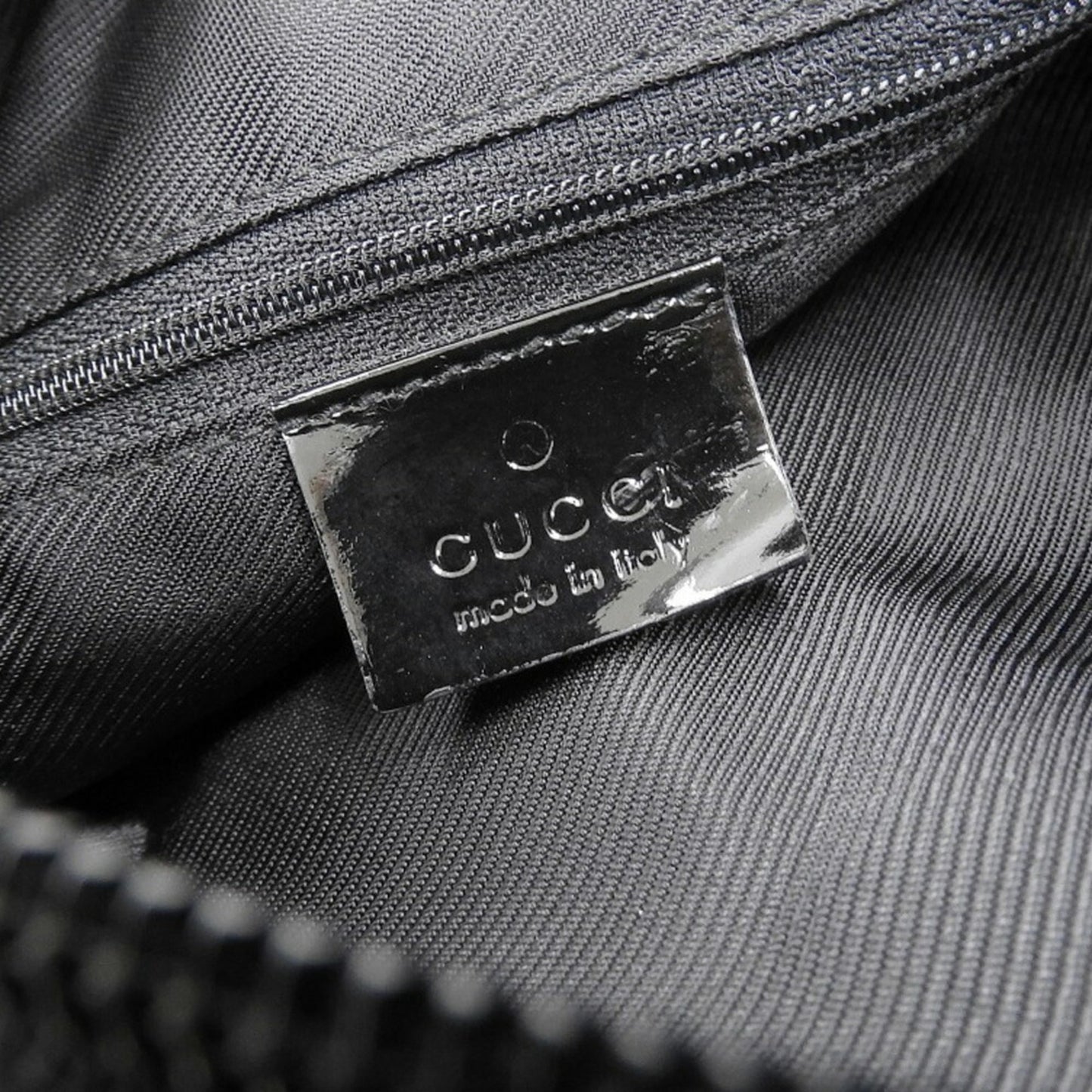 Gucci Black Gg Canvas Shoulder Bag ( )
