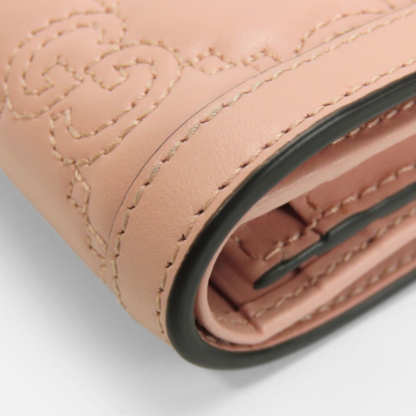 Gucci Pink Leather Wallet (Bi-Fold) ( )