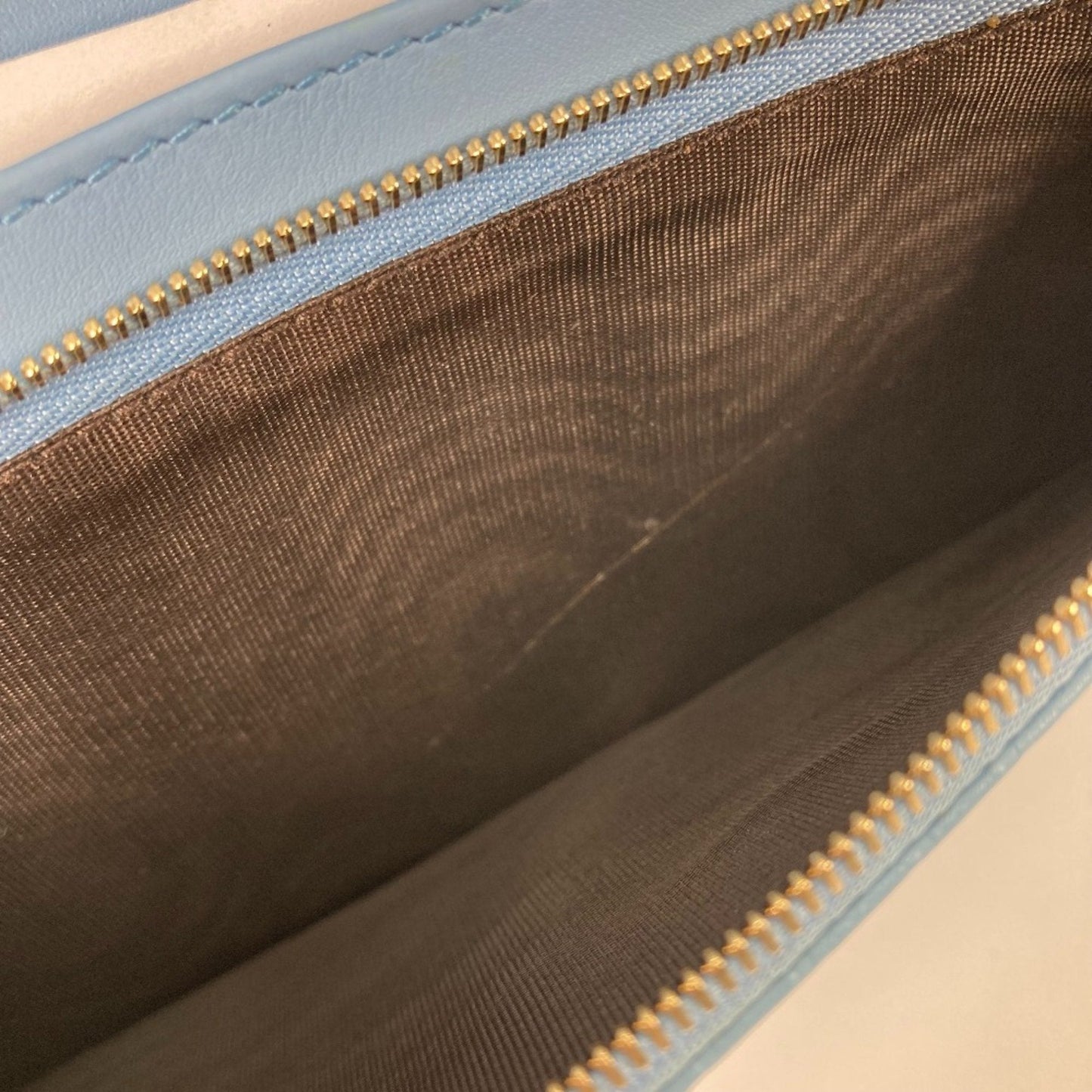 Gucci Blue Leather Chain/Shoulder Wallet ( )