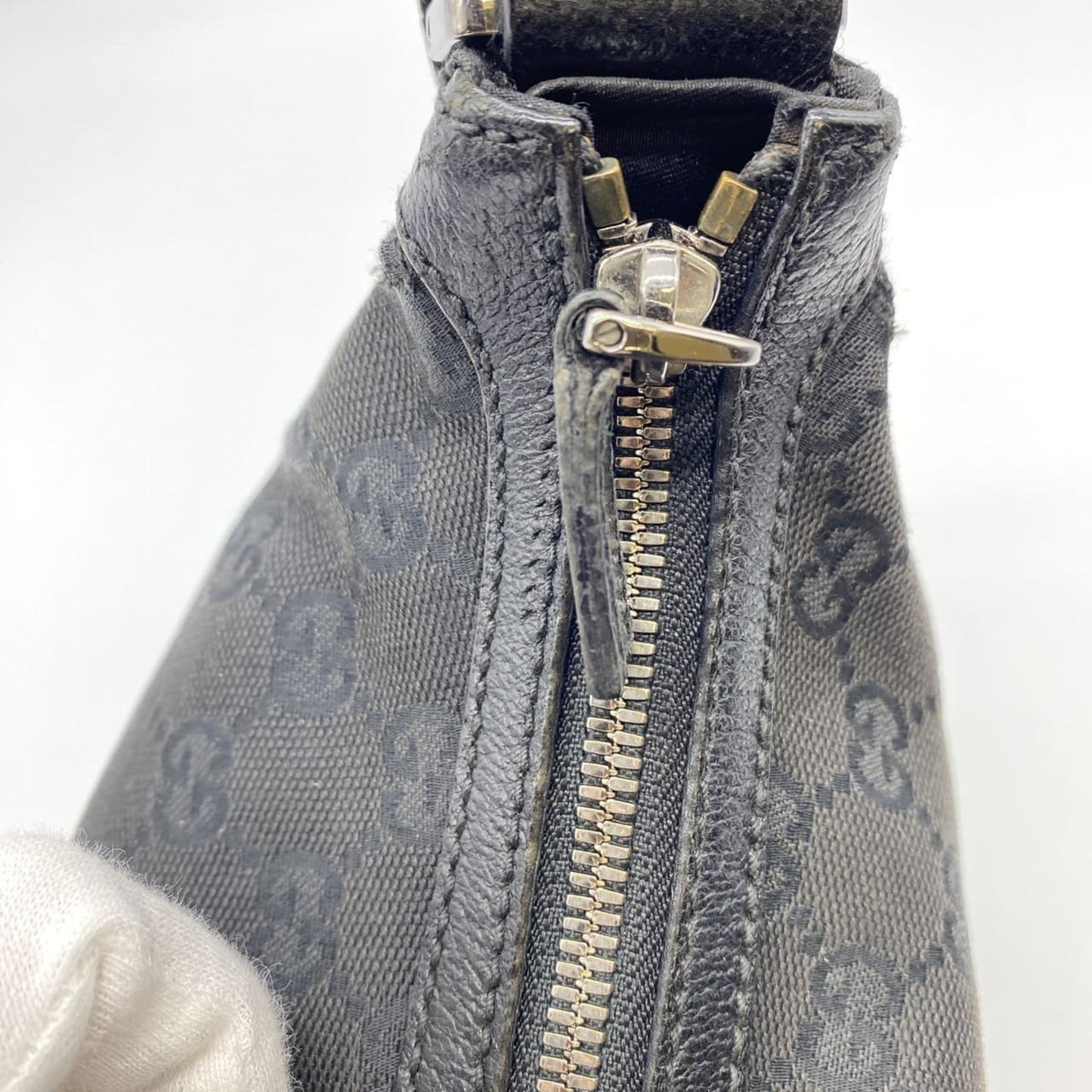 Gucci Gg Canvas Black Gg Canvas Shoulder Bag ( )
