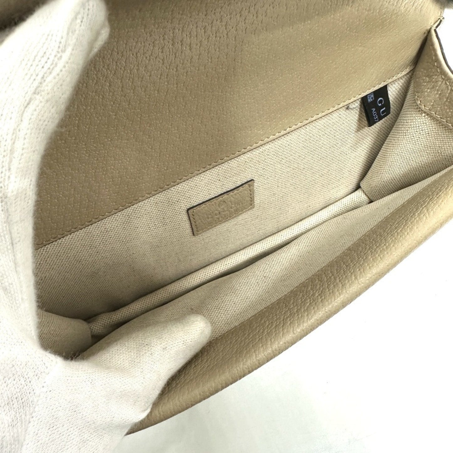 Gucci Beige Gg Supreme Shoulder Bag ( )