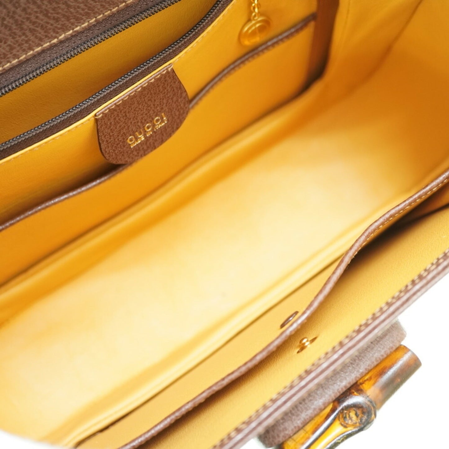 Gucci Brown Leather Handbag ( )