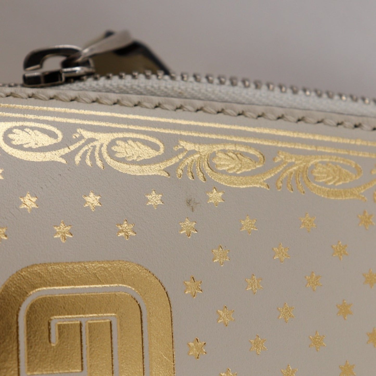Gucci White Leather Shoulder Bag ( )