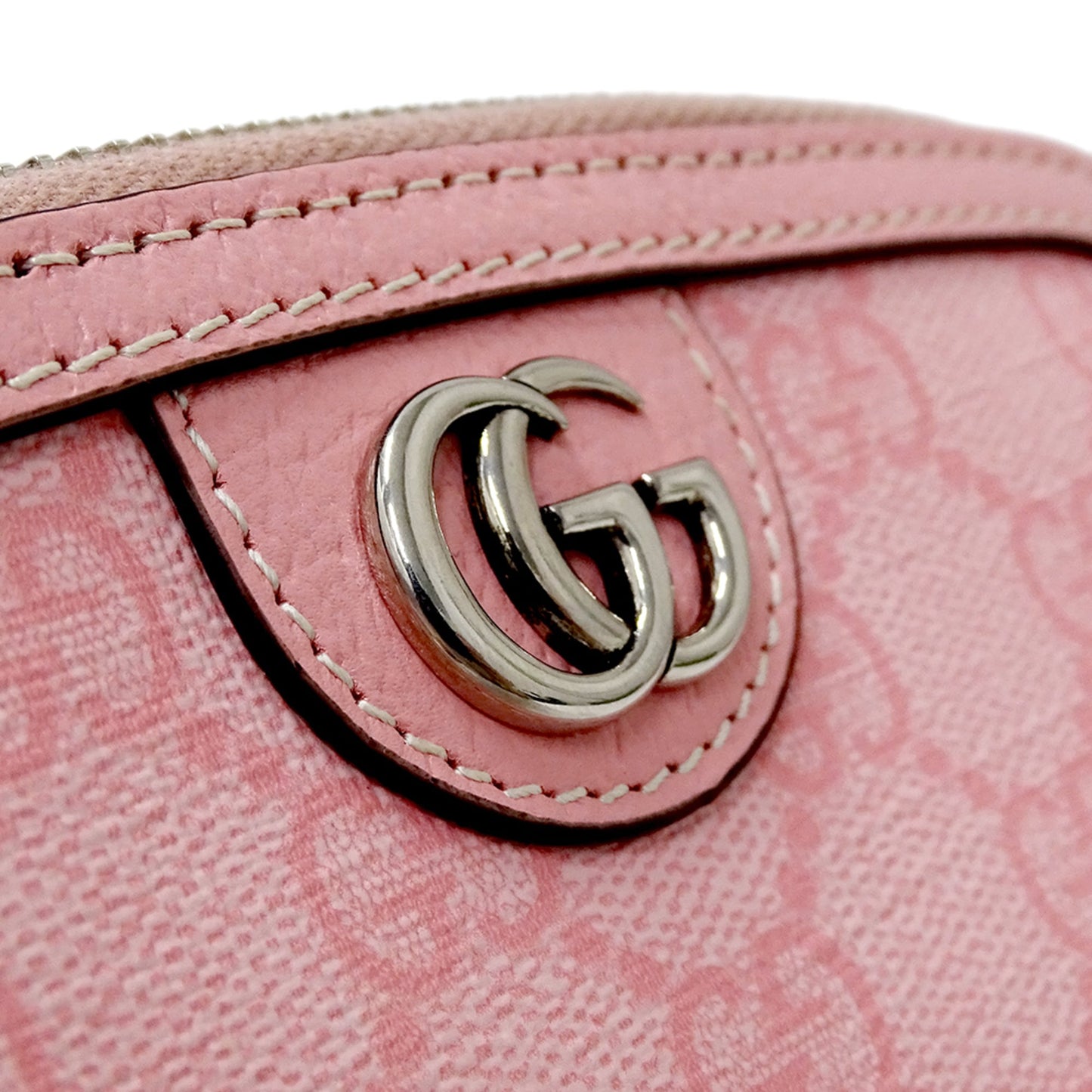 Gucci Pink Gg Supreme Pouch ( )