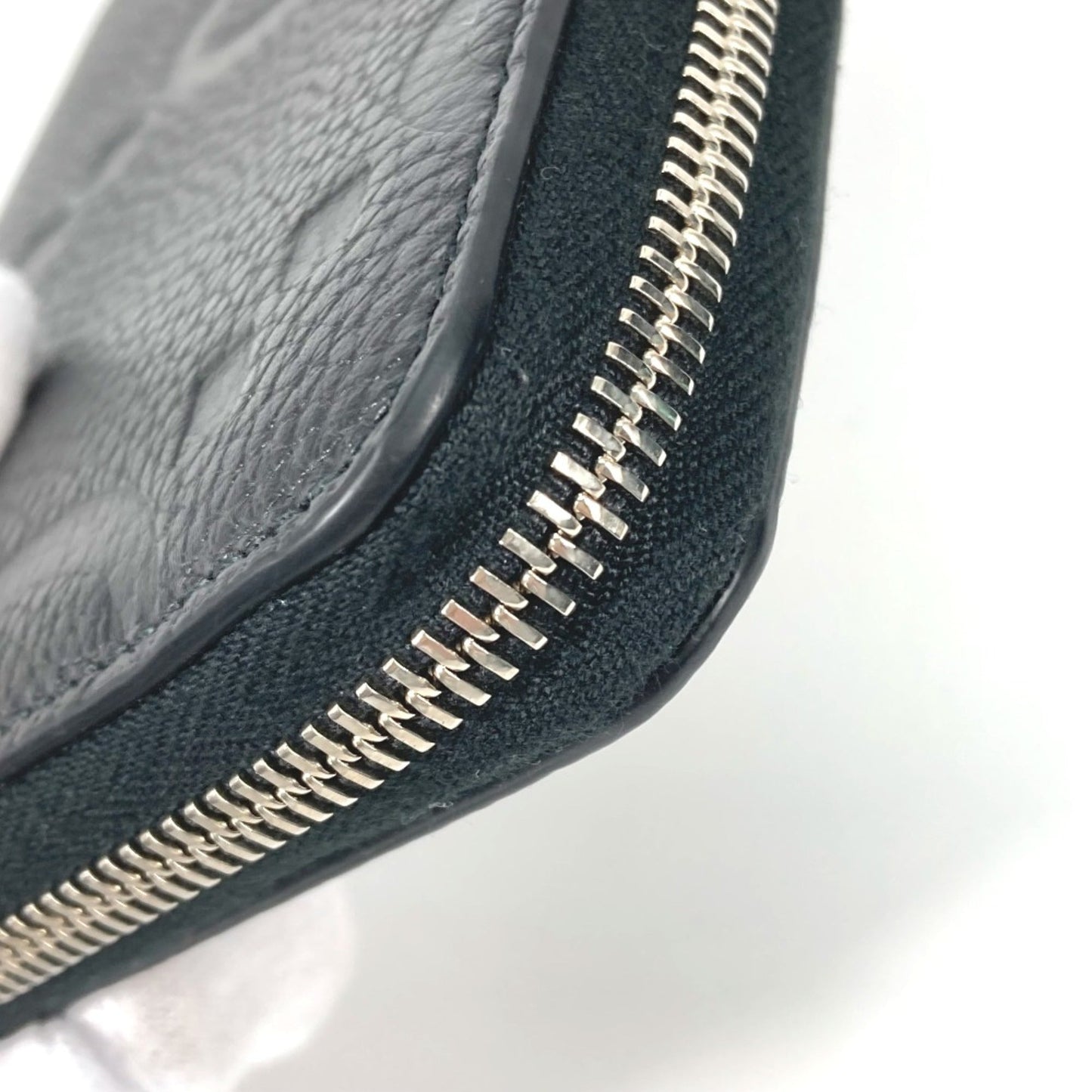 Gucci Black Leather Long Wallet (Bi-Fold) ( )