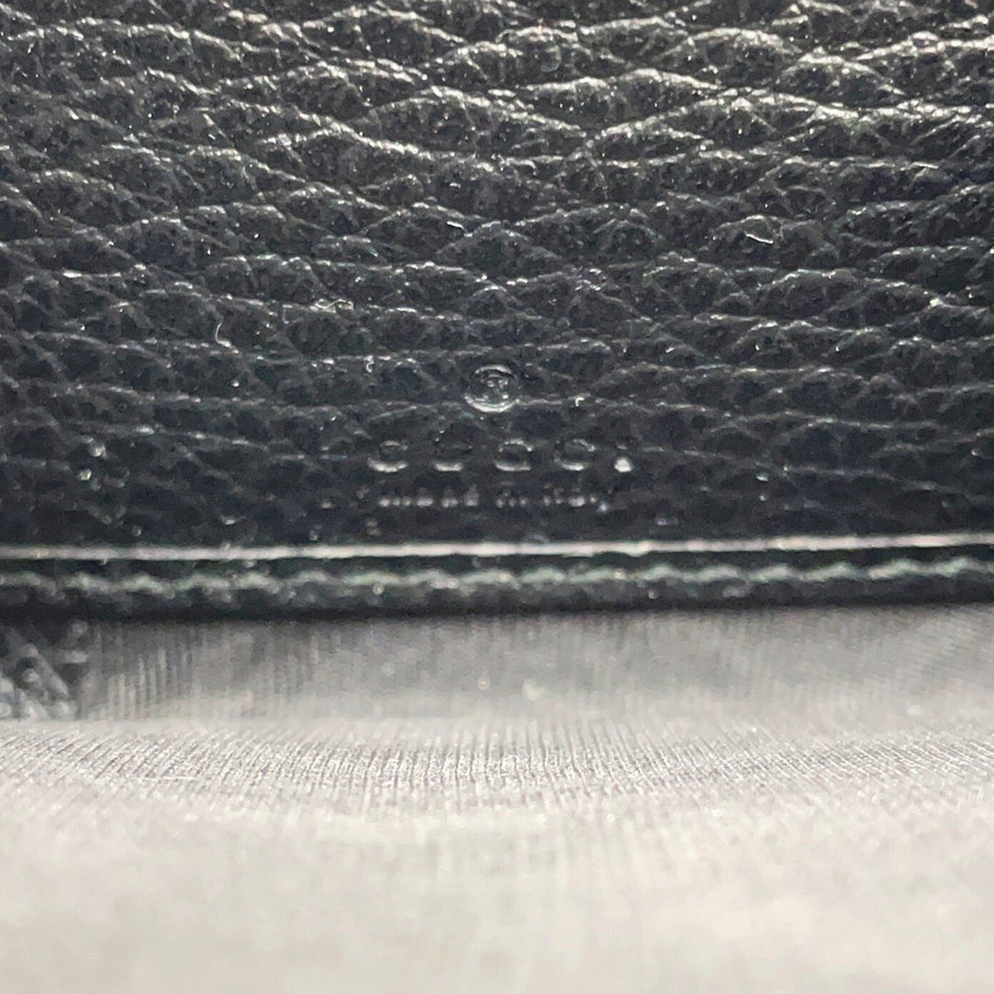 Gucci Black Multi-Color Leather Long Wallet (Bi-Fold) ( )