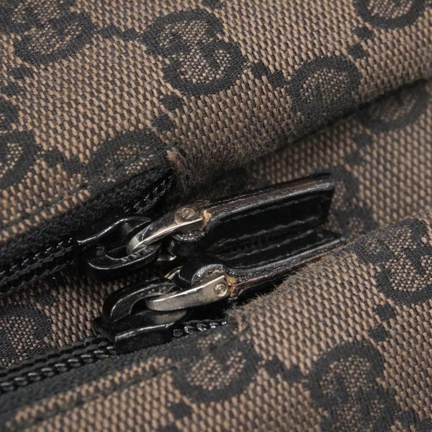 Gucci Black Brown Canvas Handbag ( )