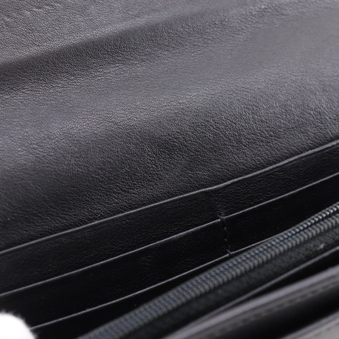 Gucci Black Leather Long Wallet (Bi-Fold) ( )