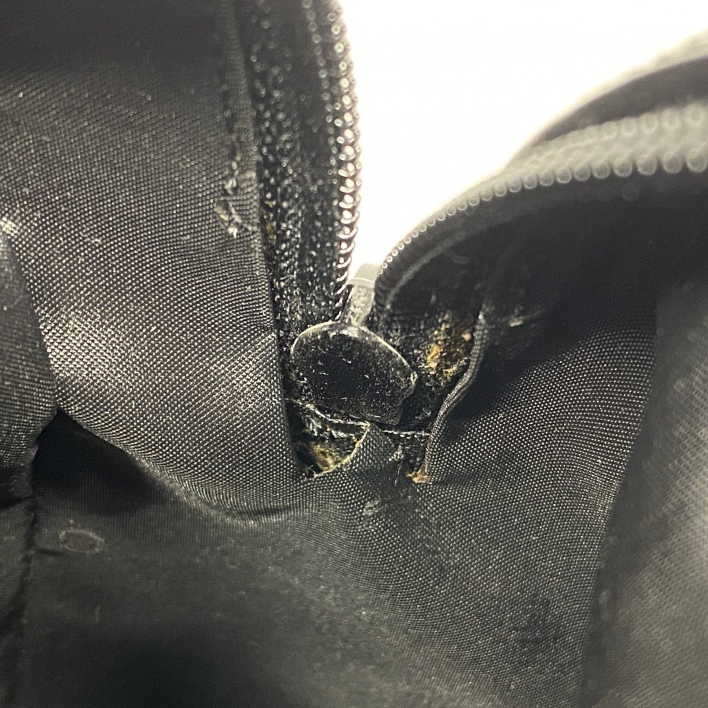 Gucci Black Nylon Handbag ( )