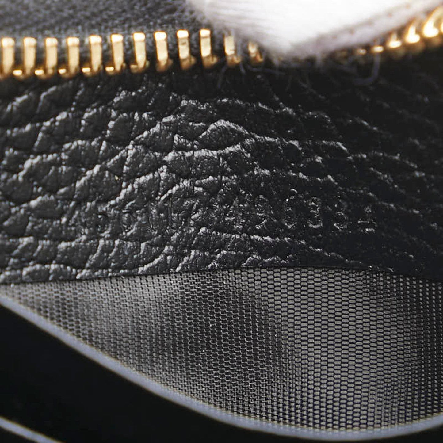Gucci Black Leather Long Wallet (Bi-Fold) ( )