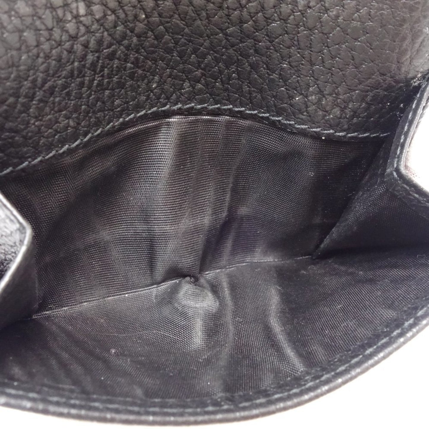 Gucci Black Leather Wallet (Tri-Fold) ( )