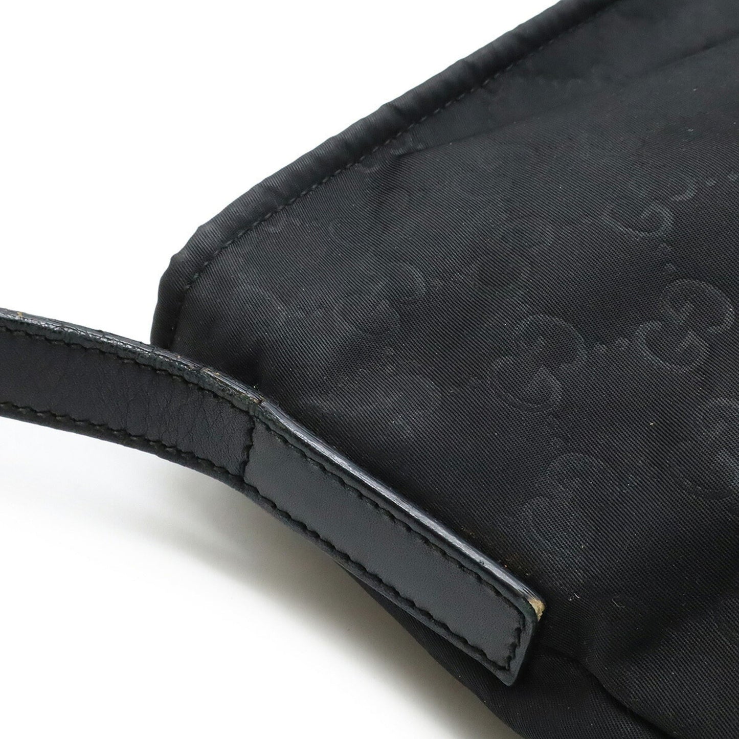 Gucci Black Nylon Leather Shoulder Bag ( )