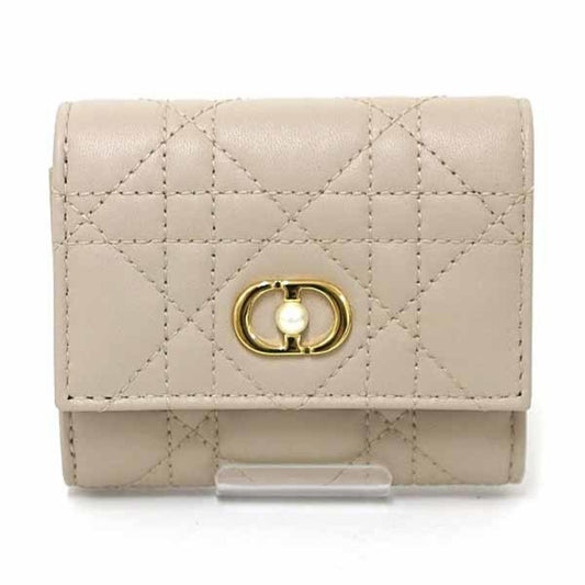 Christian Dior Beige Leather Wallet (Tri-Fold) ()