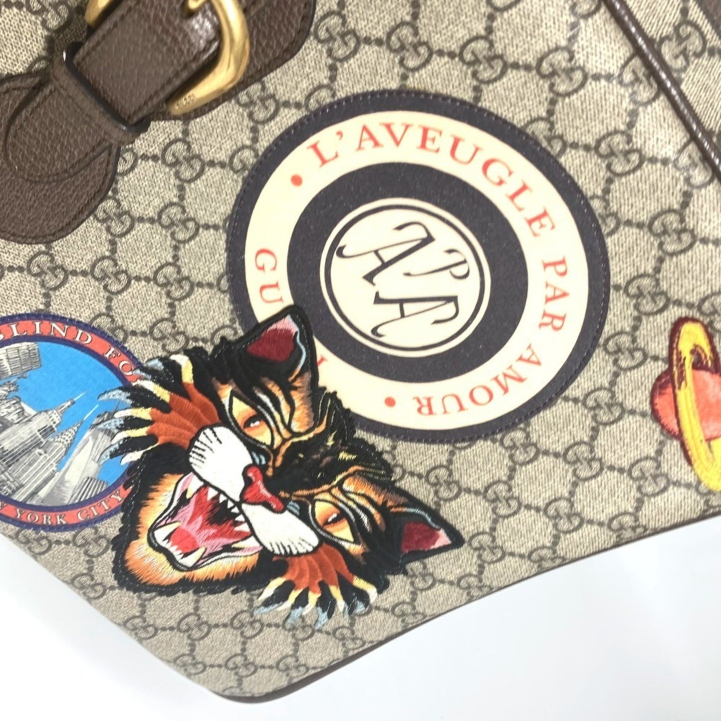 Gucci Beige Multi-Color Gg Supreme Boston Bag ( )