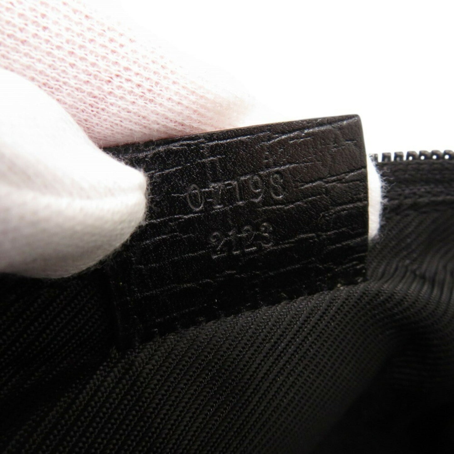 Gucci Gg Canvas Black Gg Canvas Handbag Pouch ( )