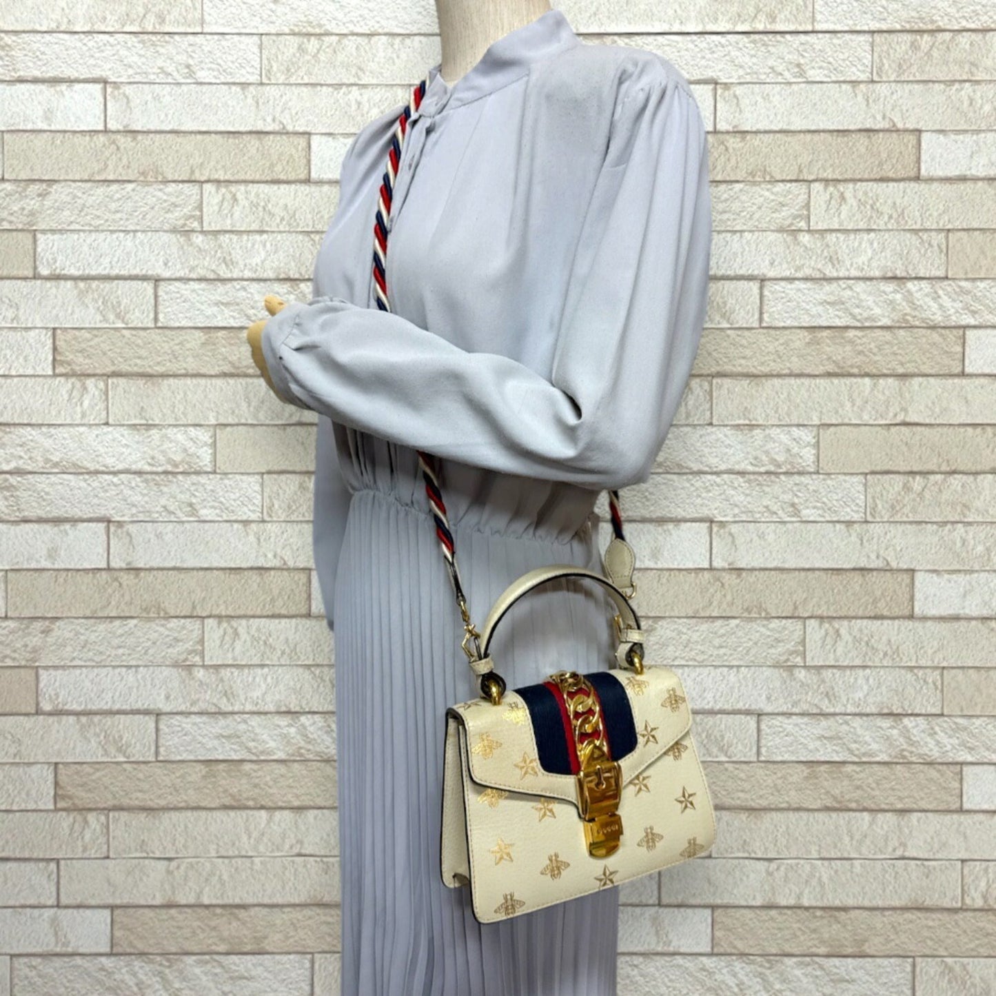 Gucci White Leather Shoulder Bag ( )