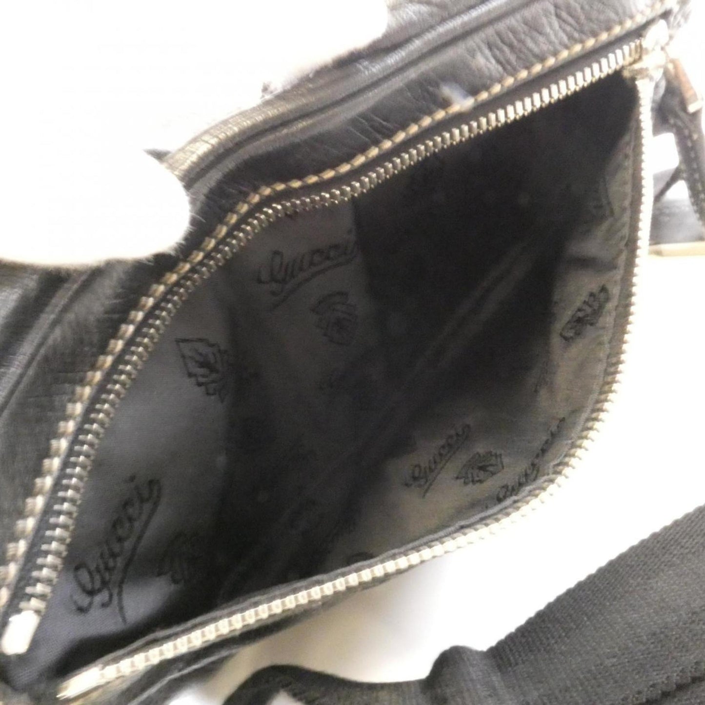 Gucci Black Leather Fanny Pack ( )
