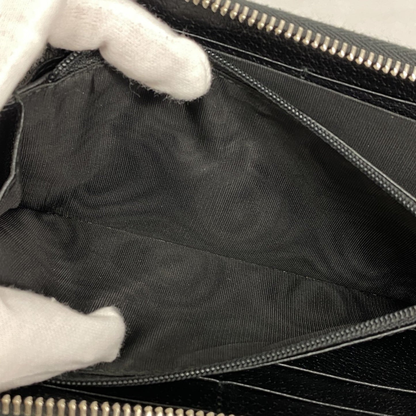 Gucci Black Canvas Long Wallet (Bi-Fold) ( )
