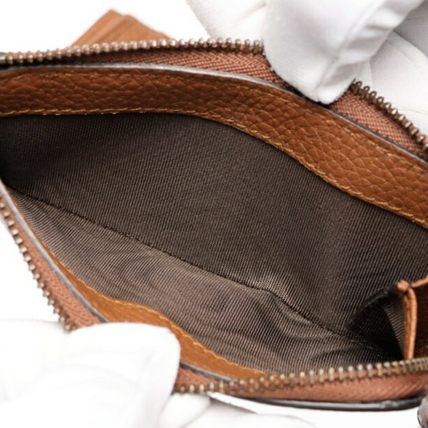 Gucci Brown Leather Wallet (Bi-Fold) ( )