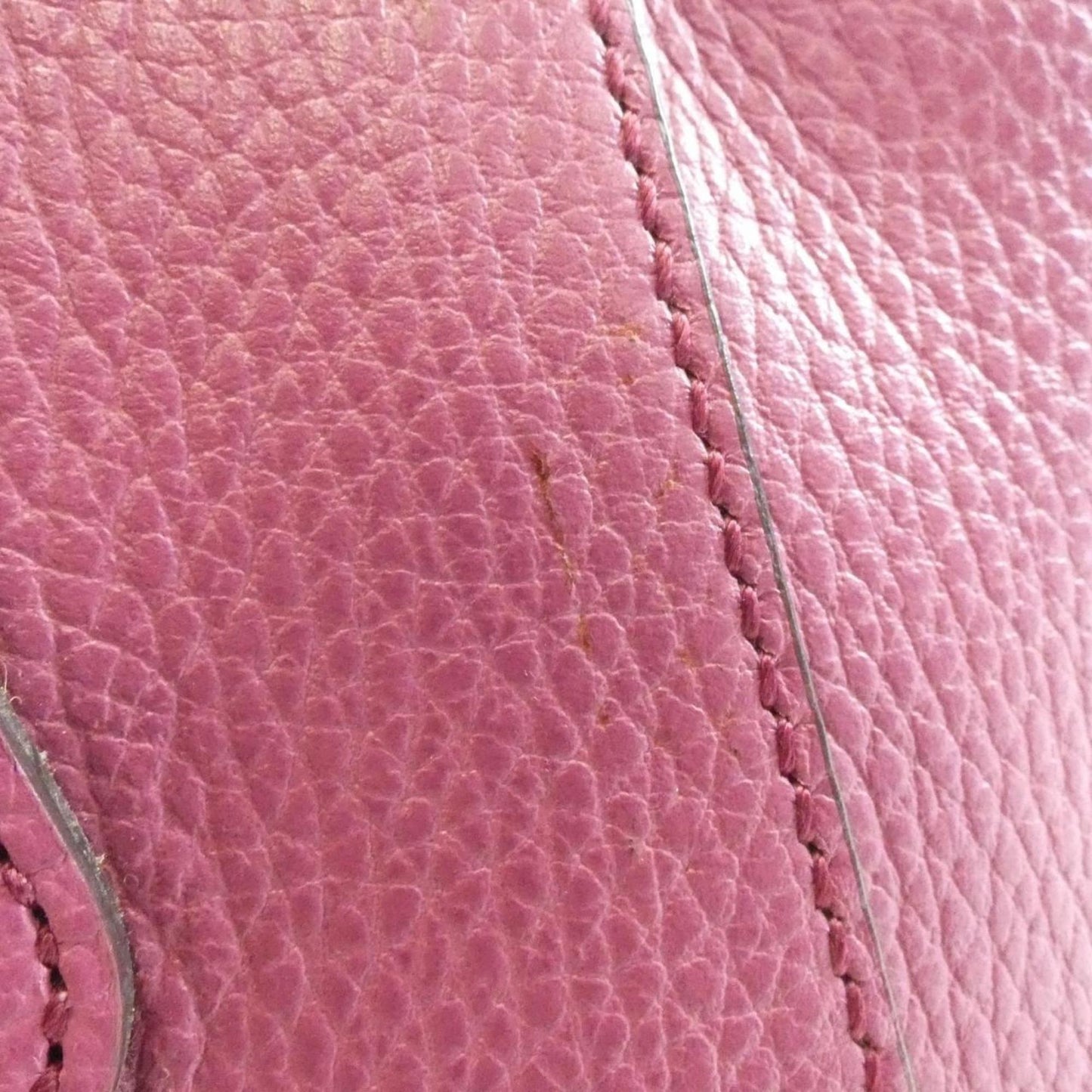Gucci Gold Leather Handbag ( )
