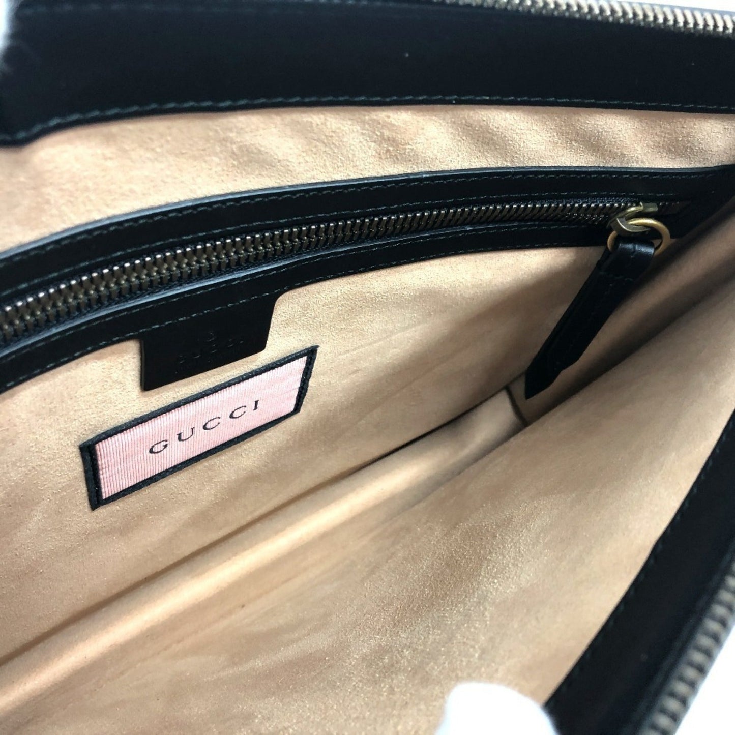 Gucci Black Multi-Color Leather Shoulder Bag ( )