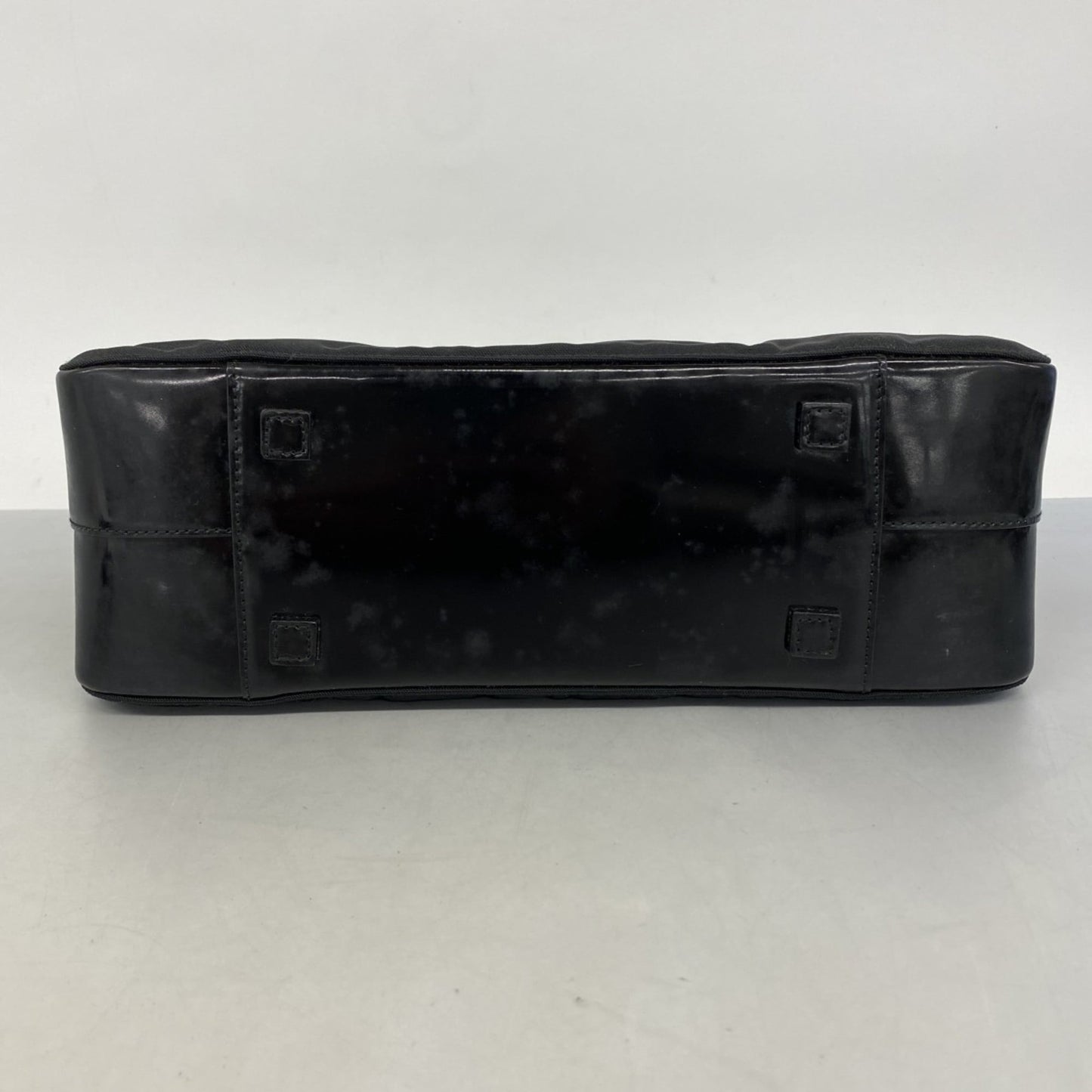 Gucci Black Nylon Handbag ( )