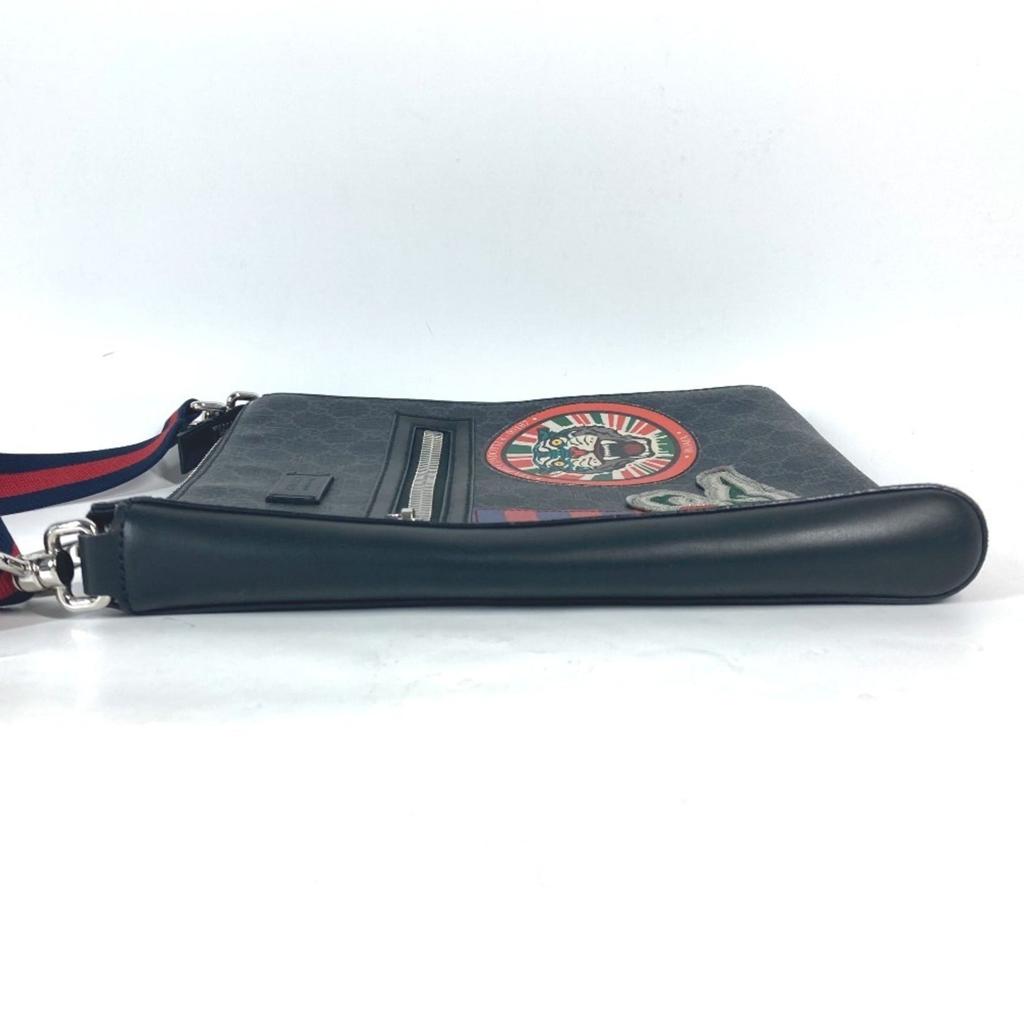 Gucci Black Multi-Color Gg Supreme Messenger Bag Shoulder Bag ( )