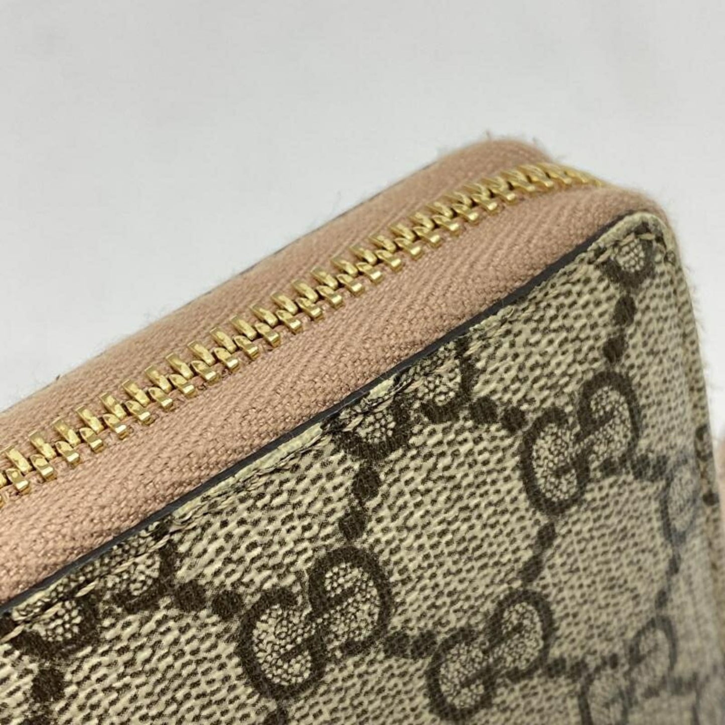 Gucci Brown Long Wallet (Bi-Fold) ( )