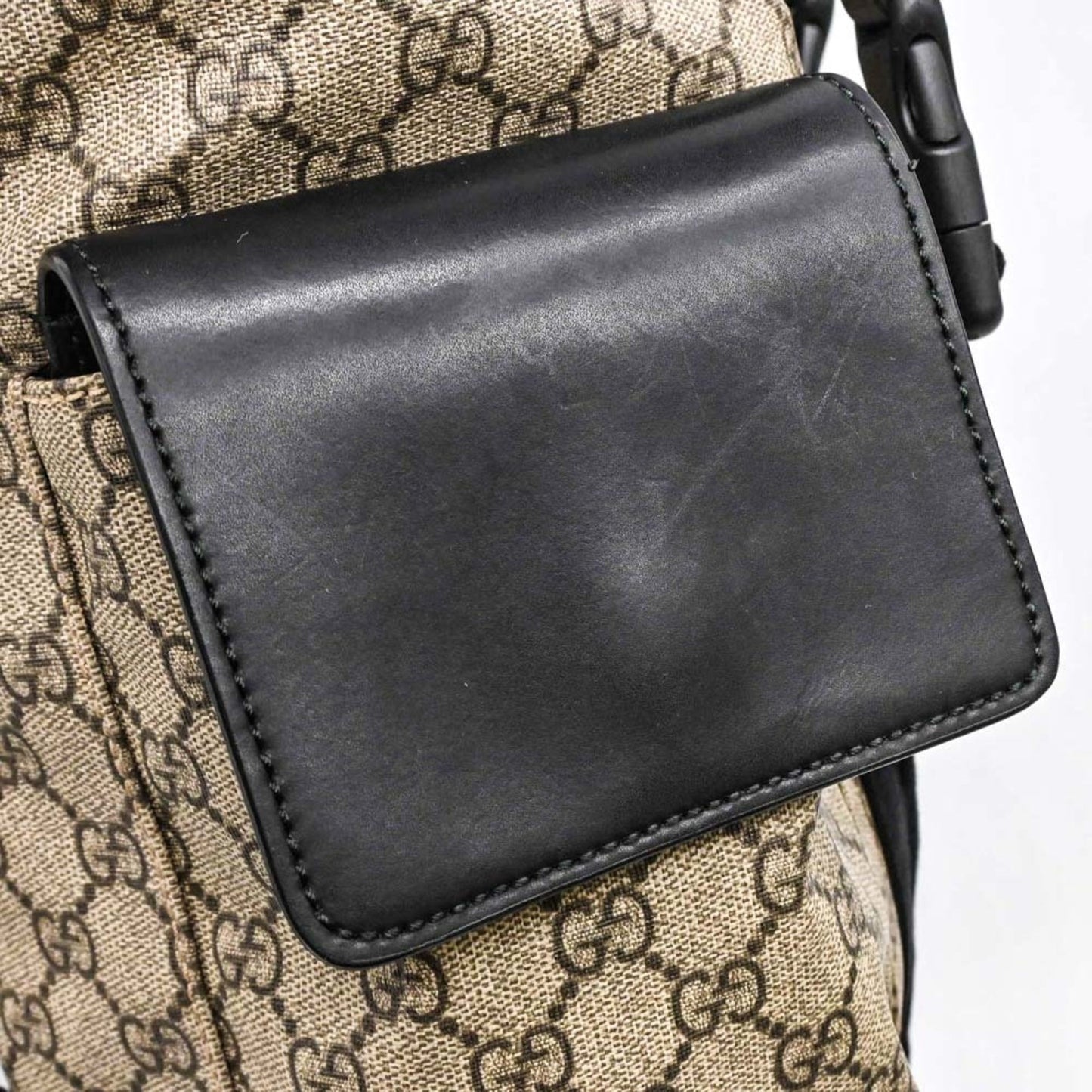 Gucci Beige Black Gg Supreme Leather Backpack ( )