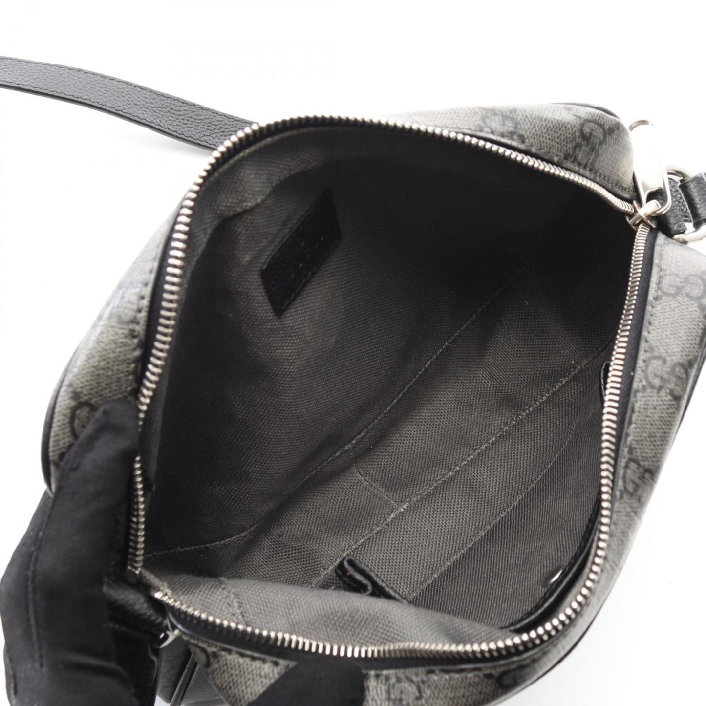 Gucci Black Gray Gg Supreme Shoulder Bag ( )