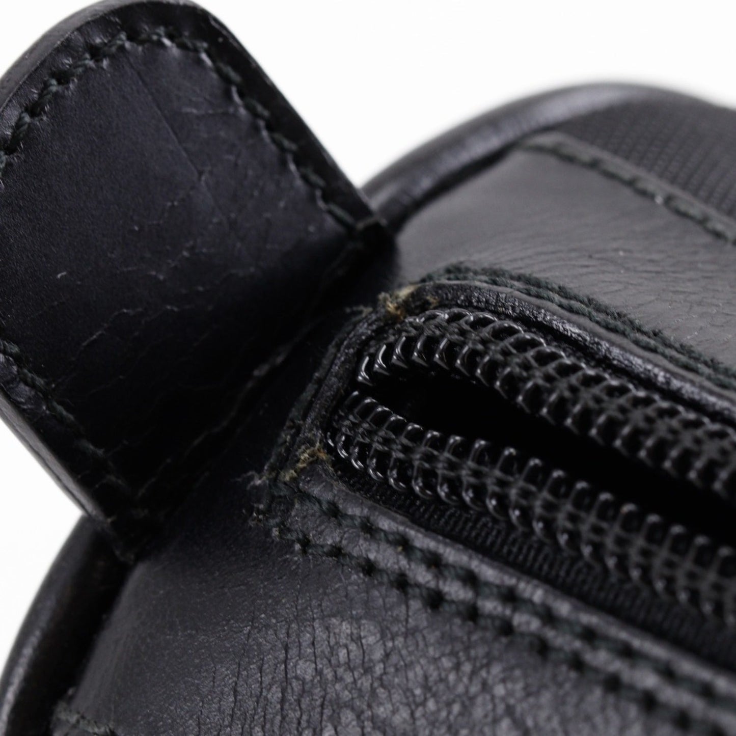 Gucci Black Nylon Canvas Pouch ( )